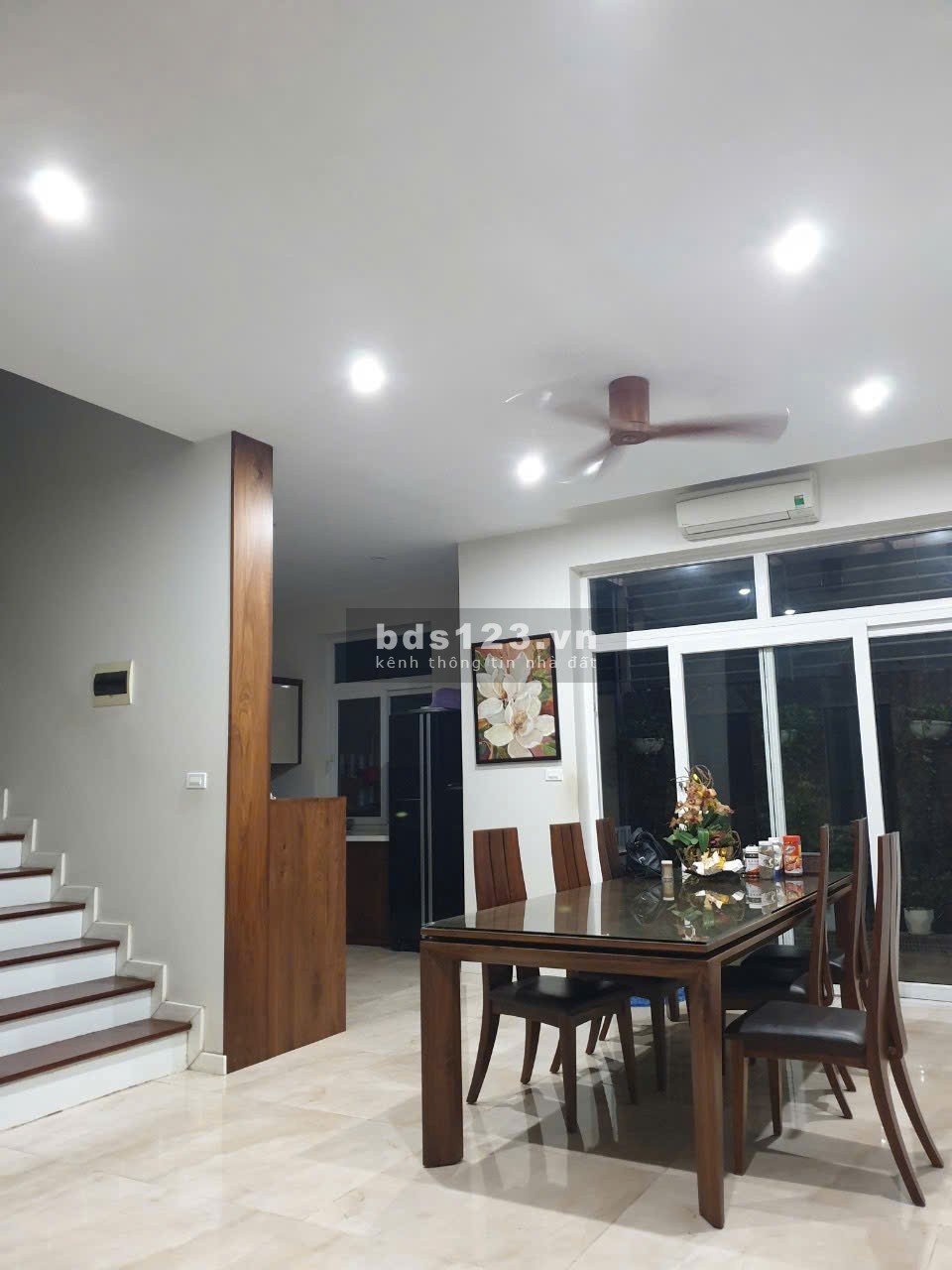 CHO THUÊ BIỆT THỰ SONG LẬP LÀNG VIỆT KIỀU CHÂU ÂU – VỊ…