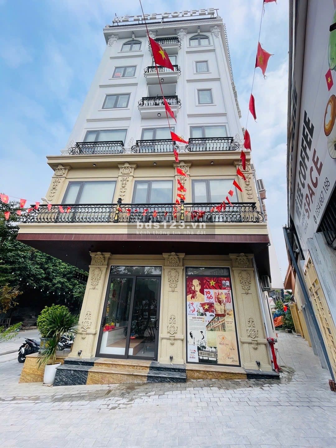 Trịnh Văn Bô – Tòa Nhà 3 Mặt Thoáng, Ô Tô Tránh_Full Công…