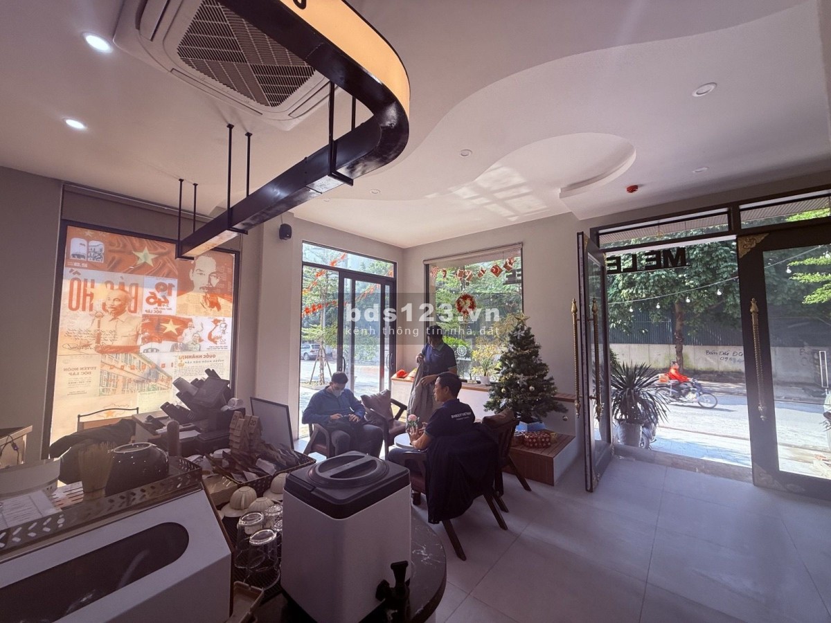 Trịnh Văn Bô – Tòa Nhà 3 Mặt Thoáng, Ô Tô Tránh_Full Công…