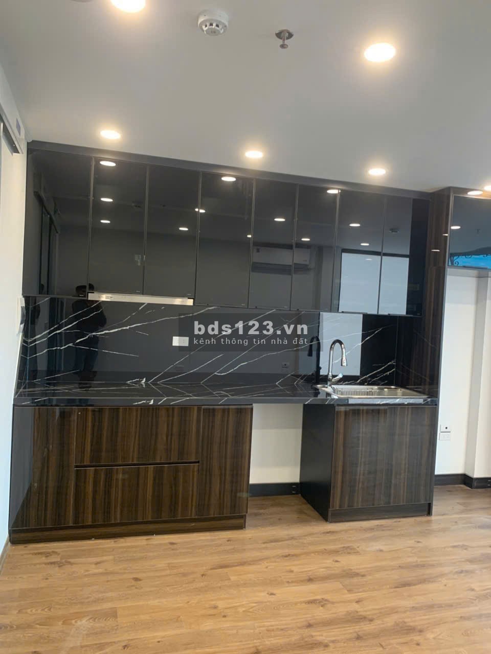 Bán Toà Nhà- Mặt Phố Miếu Đầm – 9 Tầng – Thang Máy –…