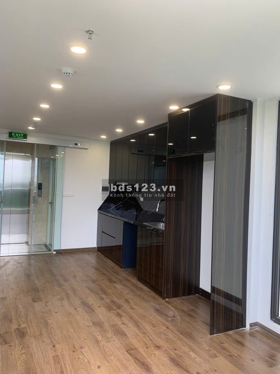 Bán Toà Nhà- Mặt Phố Miếu Đầm – 9 Tầng – Thang Máy –…