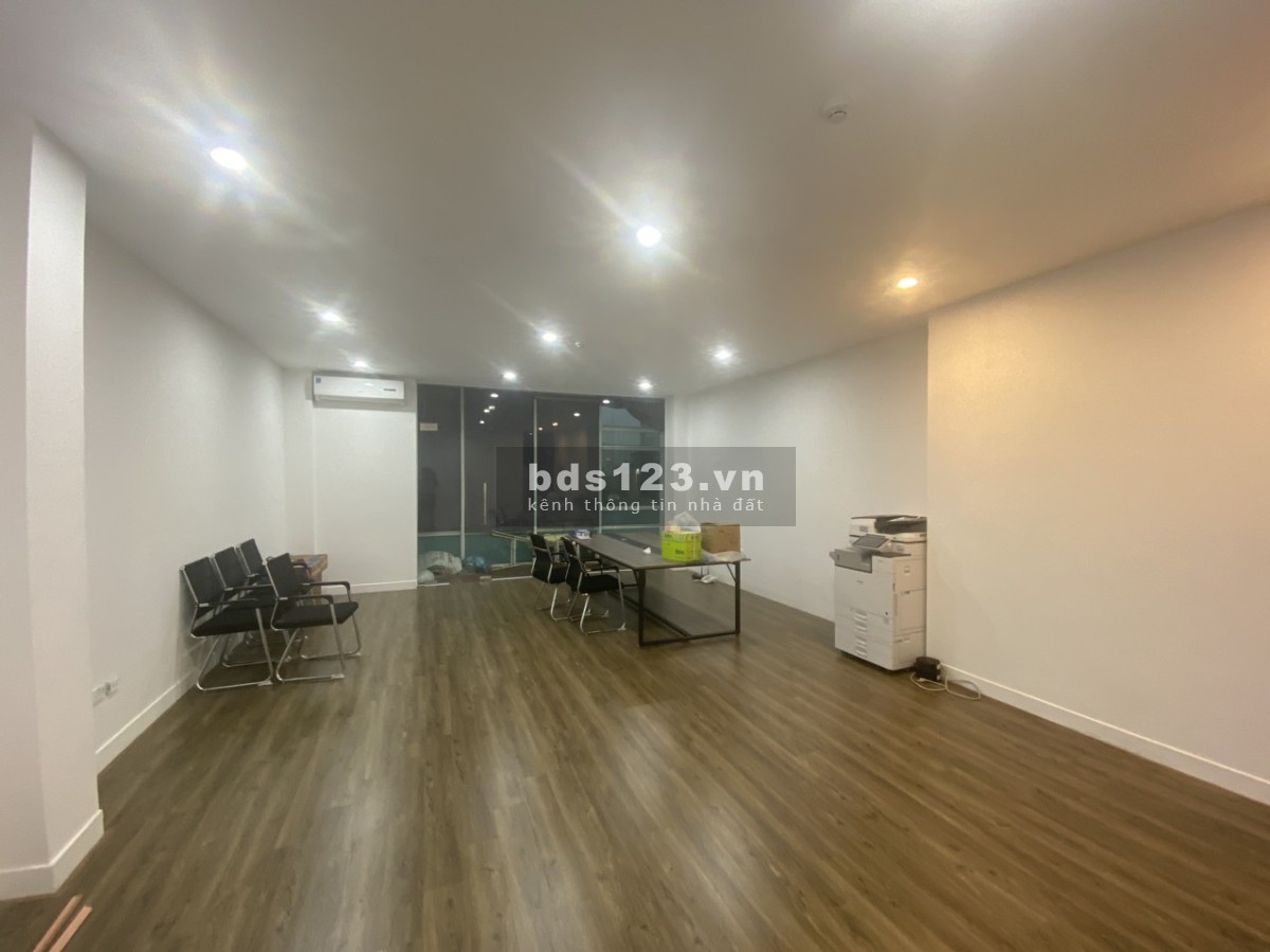 Cho Thuê Sàn Văn Phòng 45m² Mặt Phố 200 Nguyễn Lương Bằng,…
