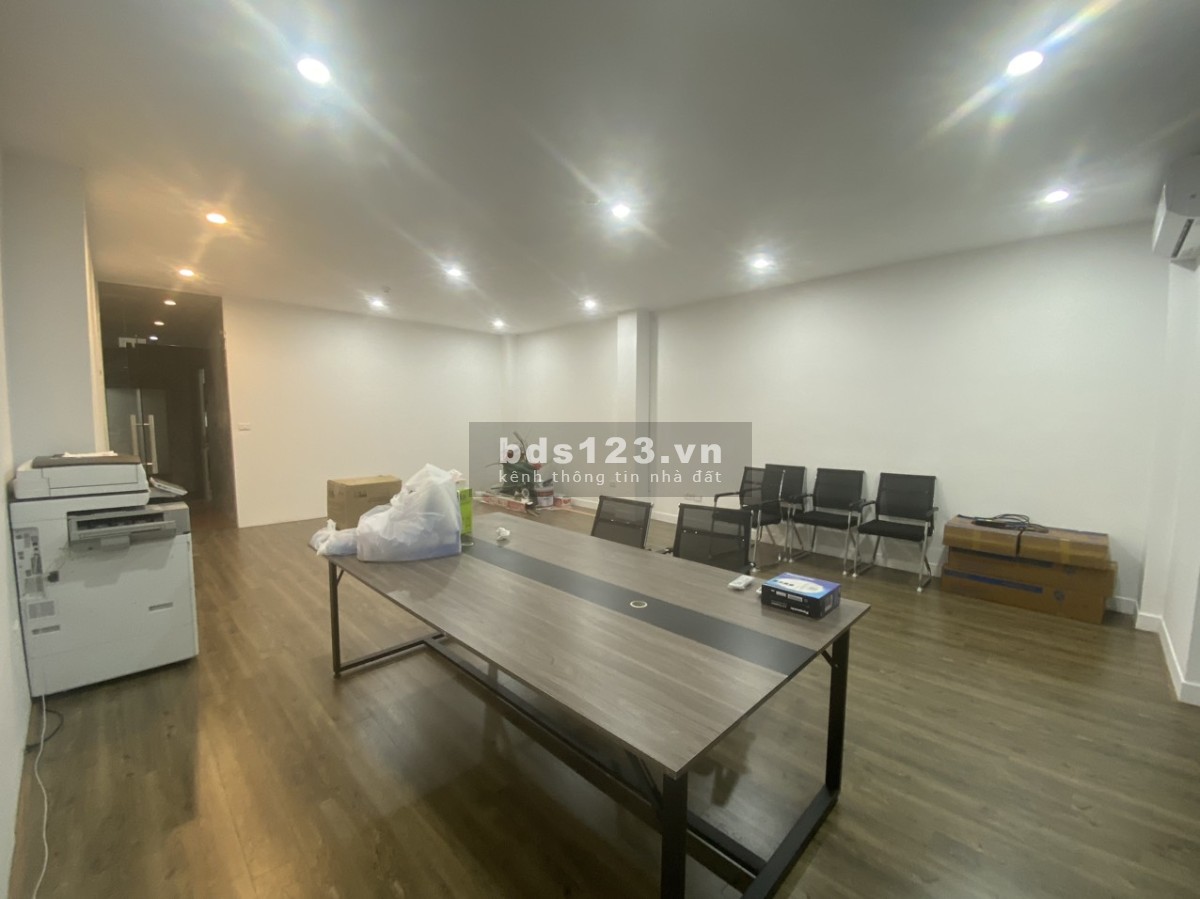 Cho Thuê Sàn Văn Phòng 45m² Mặt Phố 200 Nguyễn Lương Bằng,…