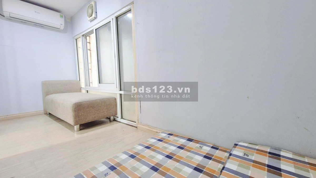 HOT! GIÁ SIÊU HỜI! Bán căn hộ CCMN 3 ngủ Dịch Vọng Hậu, Cầu Giấy, HN