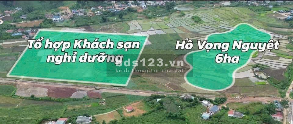 Bán nhà hàng, khách sạn, nhà nghỉ Hồ Mộc Châu 5.000m2, view đẹp, giá 9,2 tỷ.