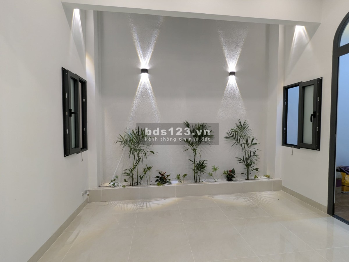 Bán nhà mới đường nhựa khu Đan Chi Phong Nẫm Phan Thiết