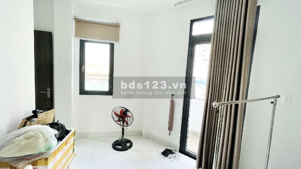 Bán nhà Trịnh Đình Trọng, 5 tầng , 3.9 x 12 , 3 mặt HXH, 8.9 tỷ