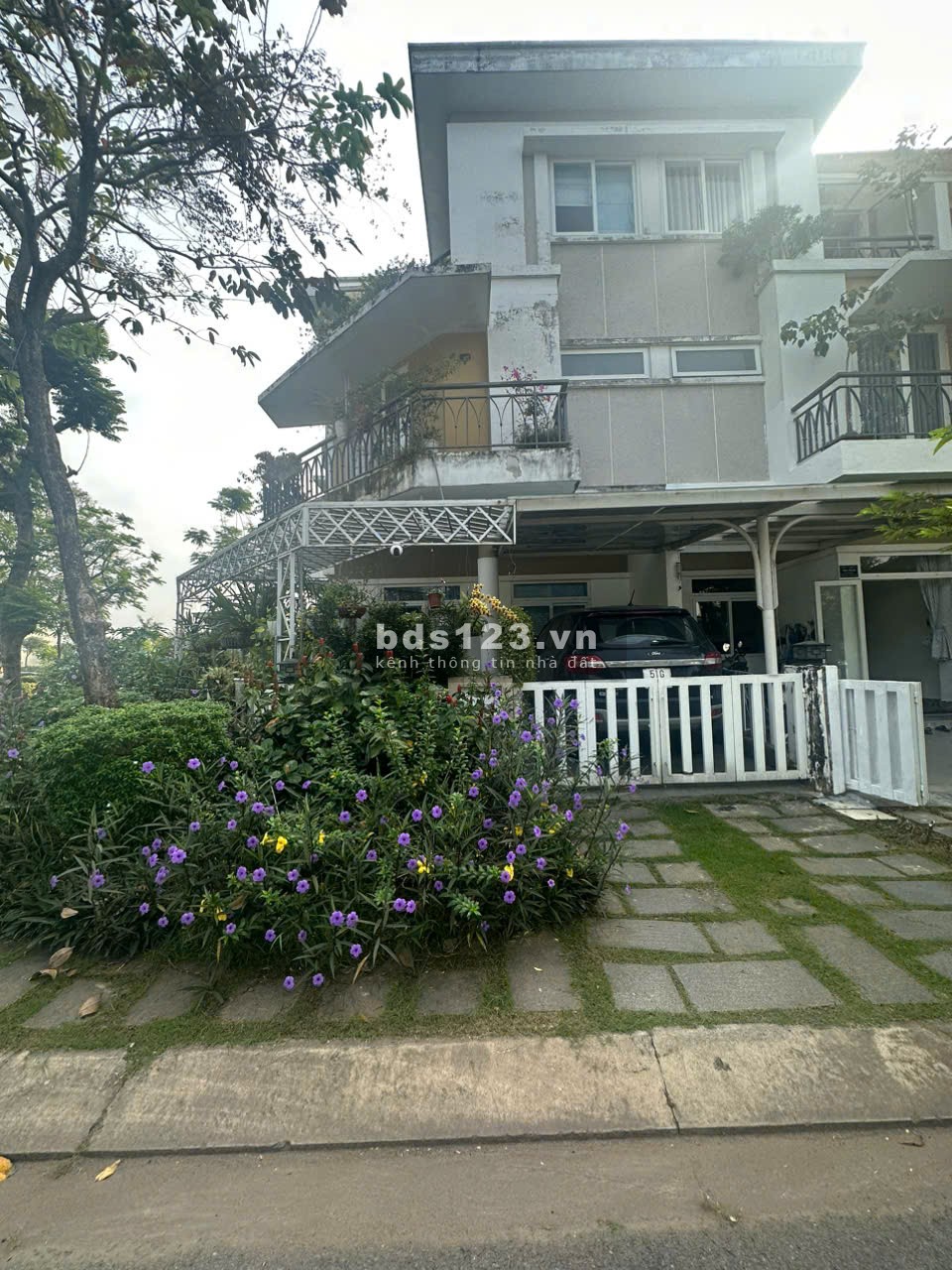 Căn Góc 2 Mặt Tiền, View Công Viên – Hồ Bơi, Dự Án Lovera…