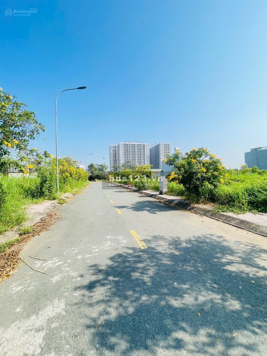 Chủ gửi bán lô đất Centana Điền Phúc Thành 93.7m2, 5.5 tỷ,…