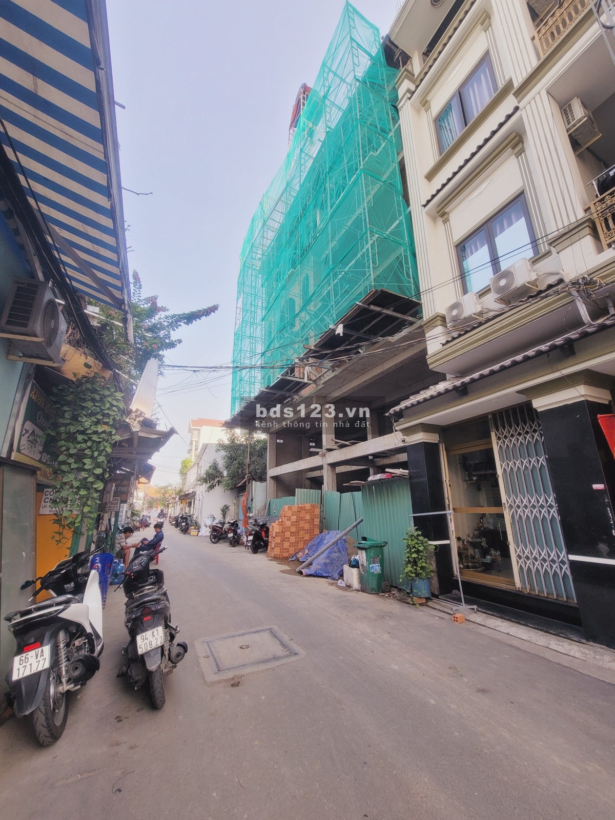 Anh Hoàng Gã Nhanh Căn Nhà 2 Tầng Quận 7 Hẻm 5m 105m2 (4x26m)