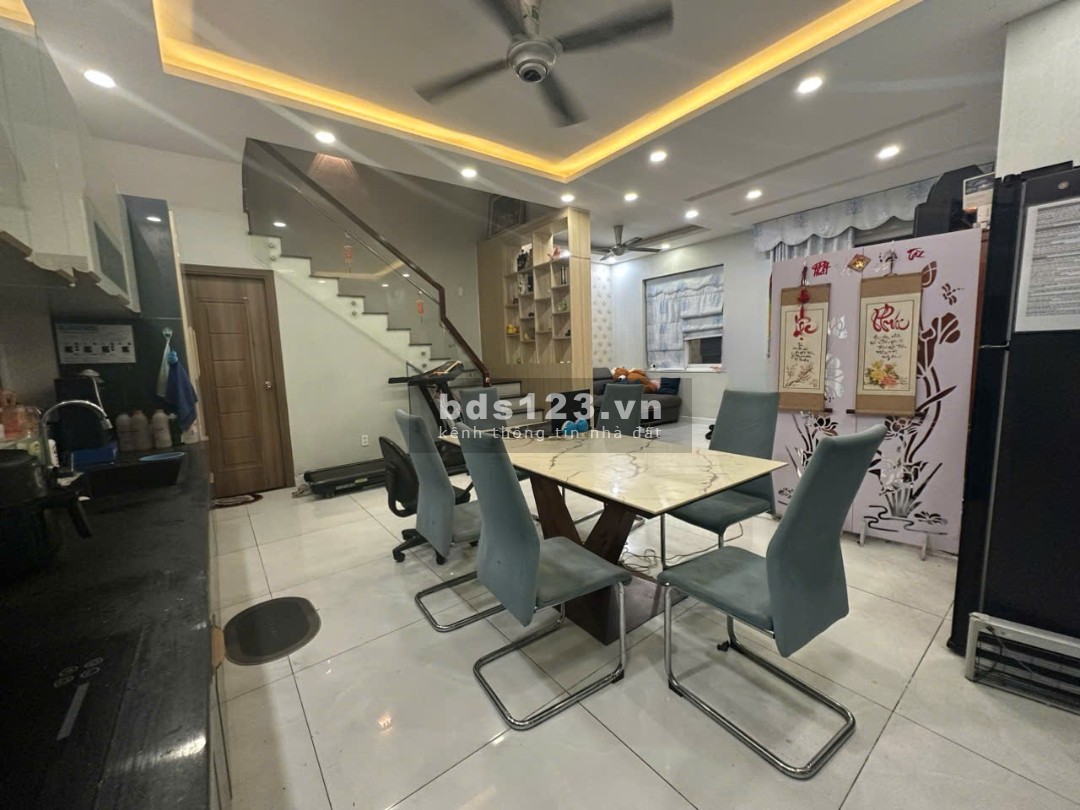 Căn Góc 2 Mặt Tiền, View Công Viên – Hồ Bơi, Dự Án Lovera…