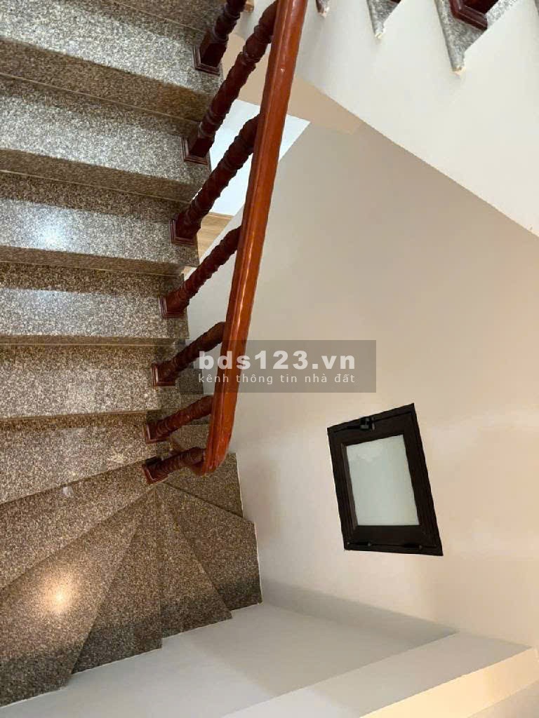 Nhà Gốc Đề đẹp ở ngay - Full công năng - Khu dân trí cao -…