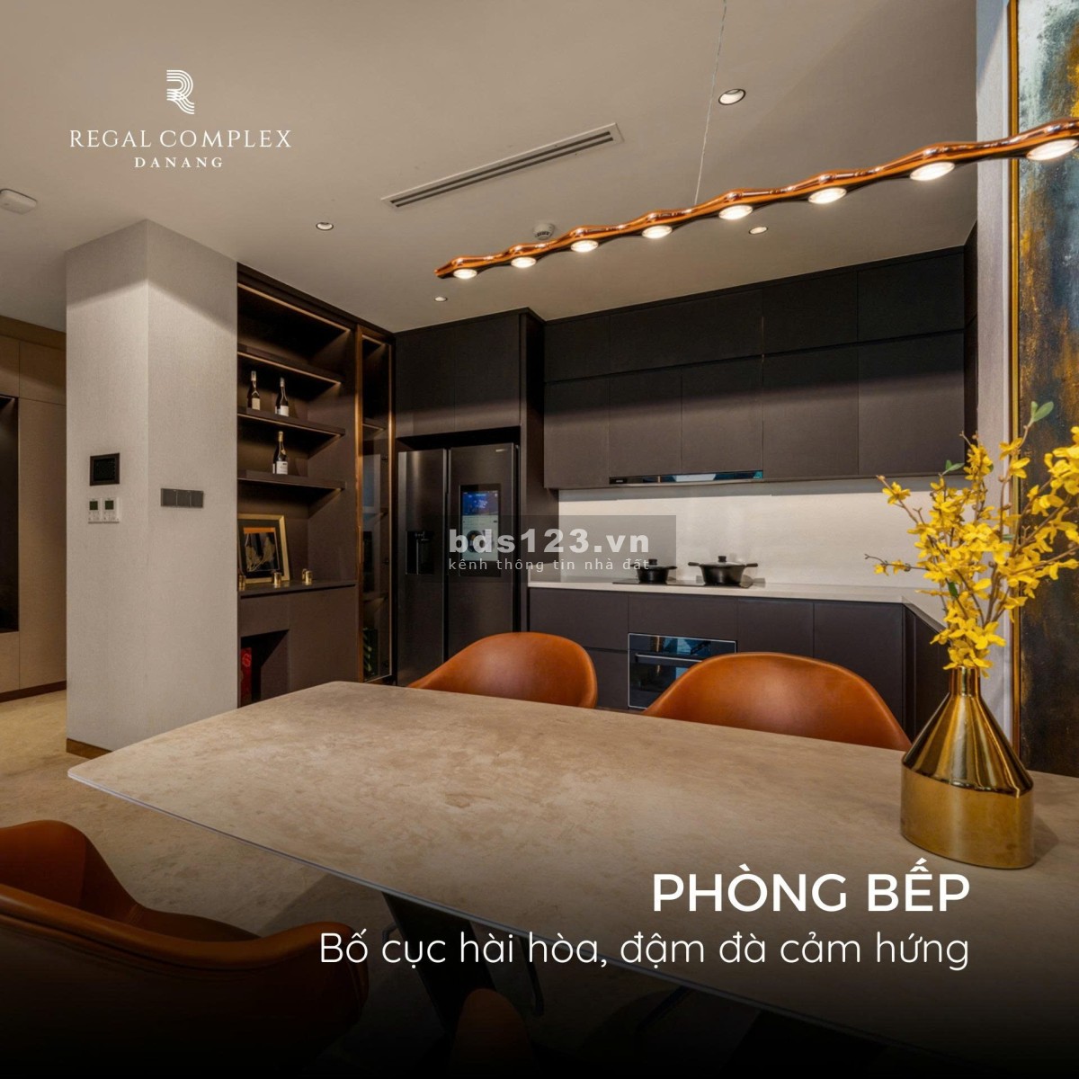 Căn hộ cao cấp Regal Complex ven sông gần biển Đà Nẵng