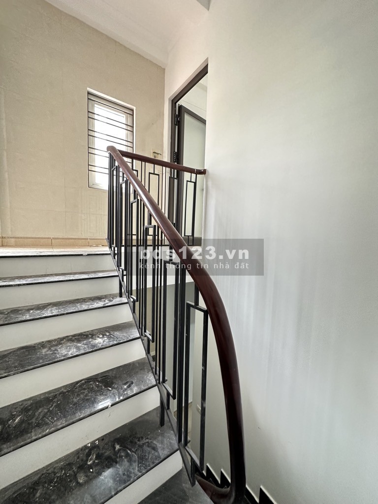 Bán Nhà Phân Lô Hoàng Mai 52m2, 4 Tầng, Ngõ Thông, Ô Tô, 2 Mặt…