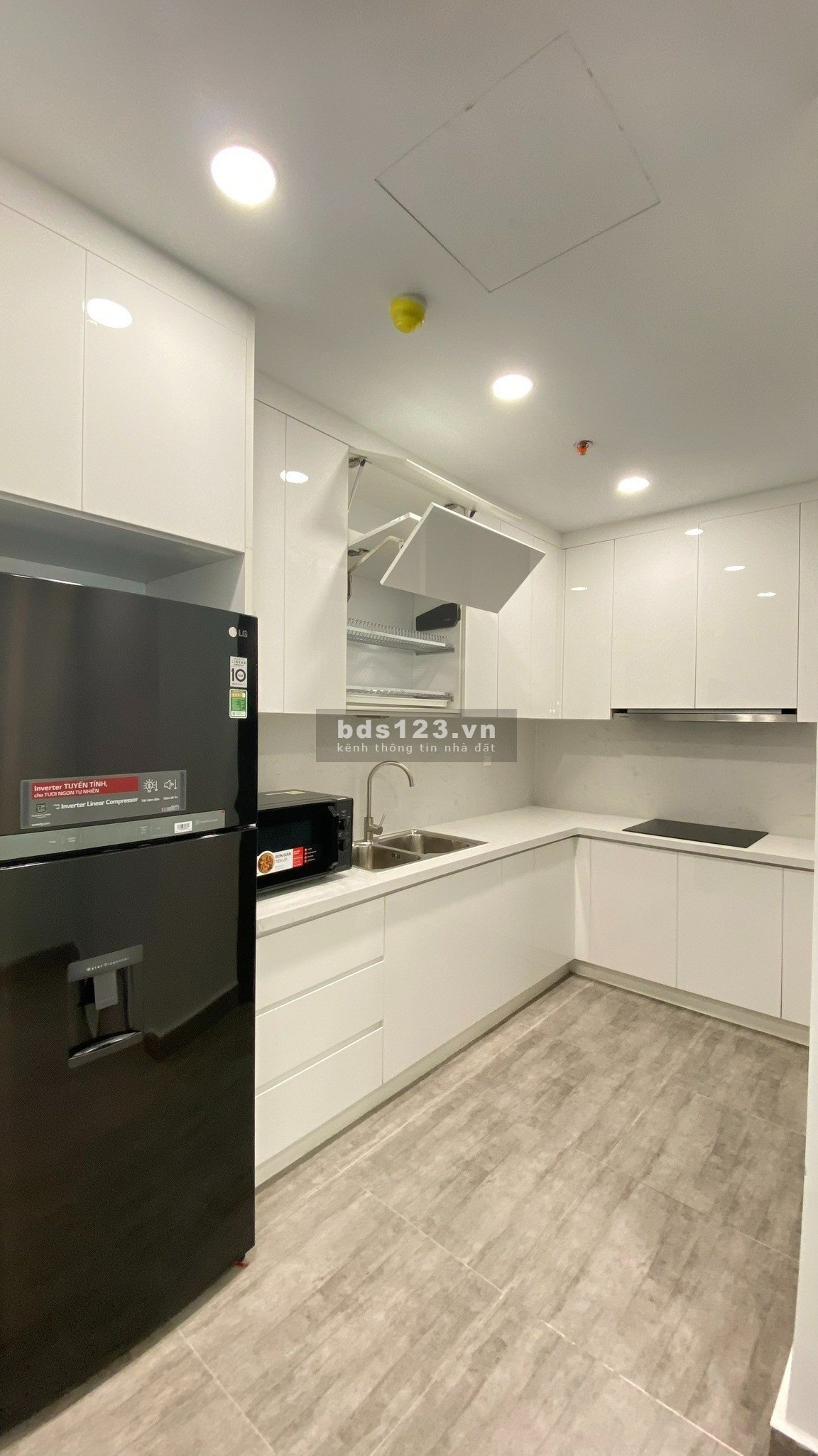 Bán chung cư 18T- Trung Hòa Nhân Chính, 116m2, căn góc 3pn, giá tốt!