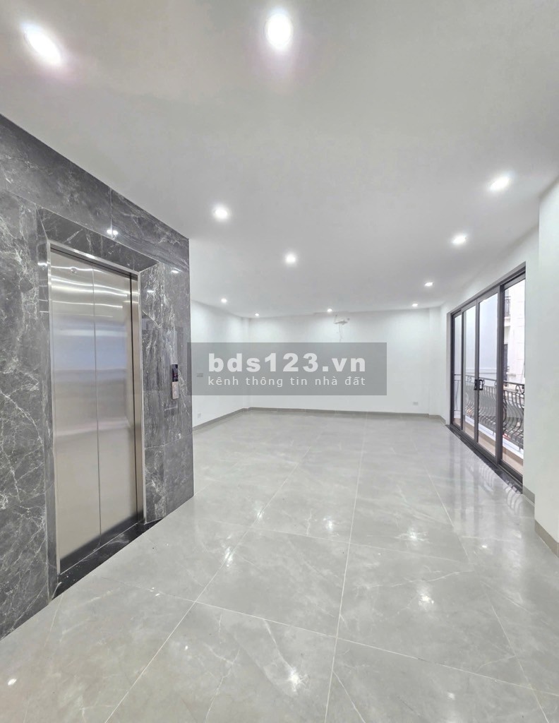 Bán nhà riêng Phố Lụa _Ô tô vào nhà_51M2_ Nở hậu_Thang…