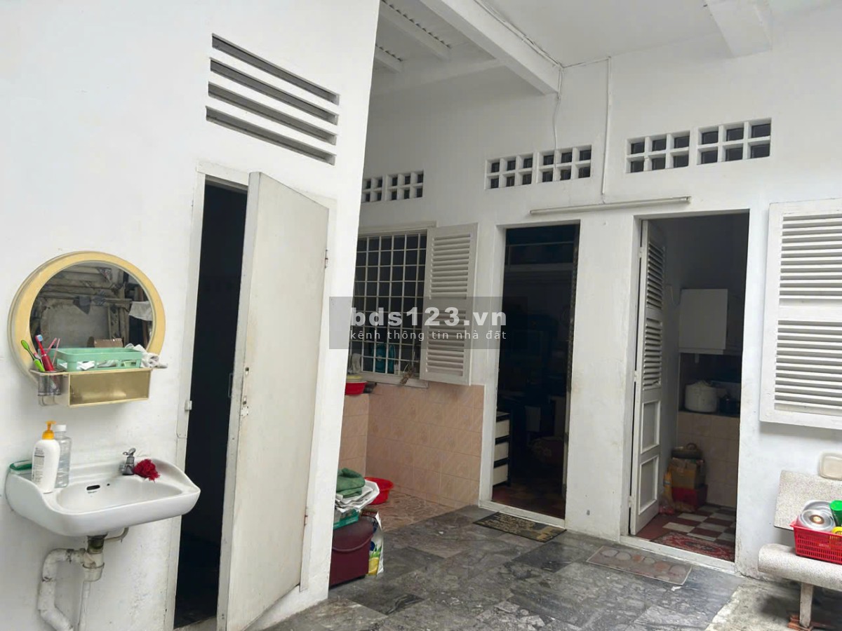 Chính chủ bán nhà siêu VIP hẻm xe hơi Võ Thị Sáu Q1 gần CV…