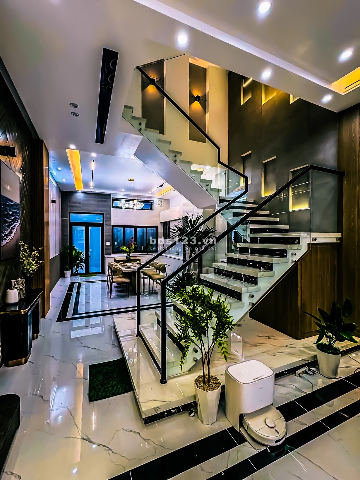 Bán Nhà Mới 3 Tầng – 4x18m – Mặt Tiền Nguyễn Triệu Luật…