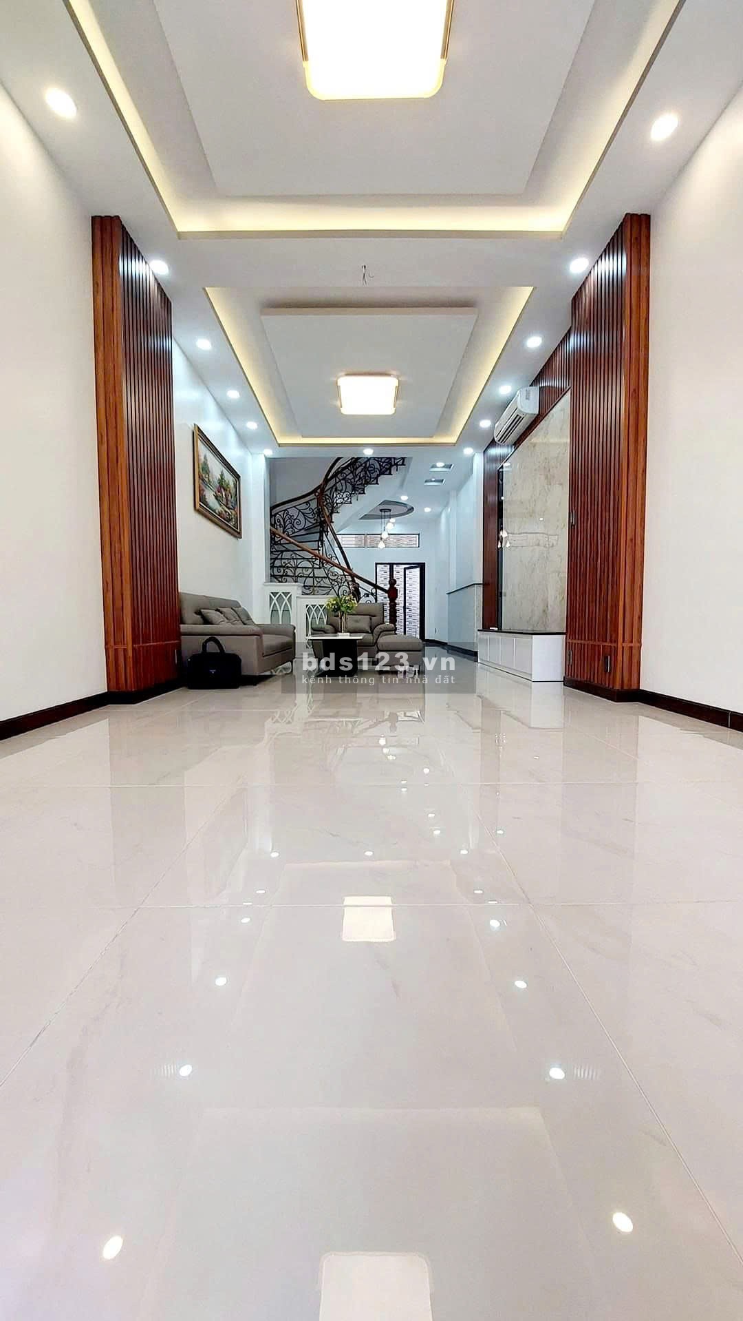 Bán Nhà Mới 3 Tầng – 4x18m – Mặt Tiền Nguyễn Triệu Luật…