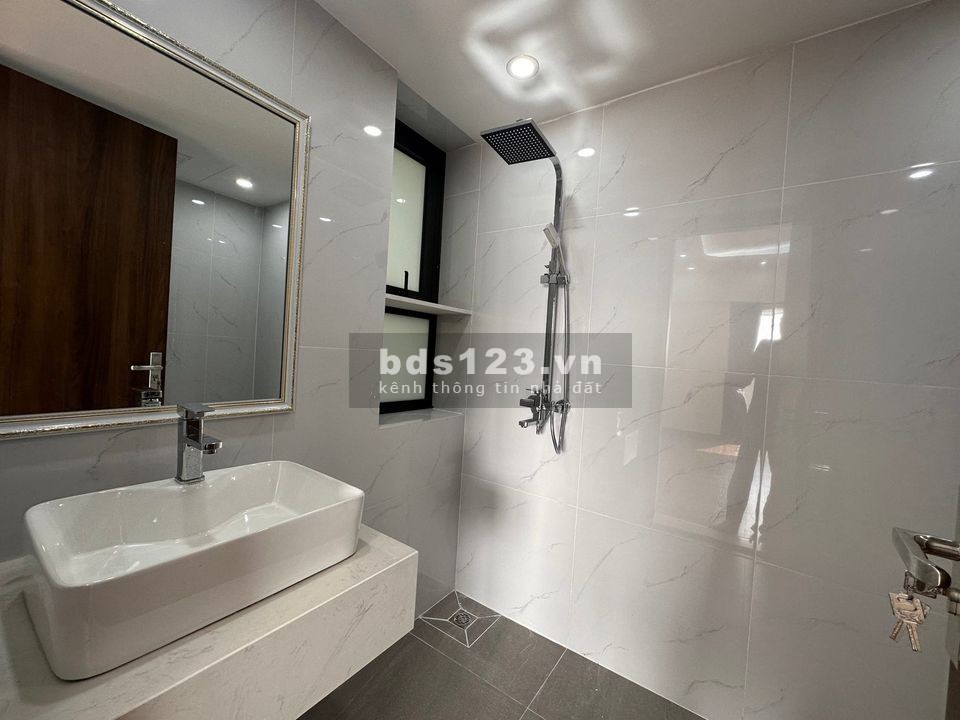 Cực rẻ! Bán chung cư VIMECO Nguyễn Chánh, 152m2, 4pn, 12 tỷ!