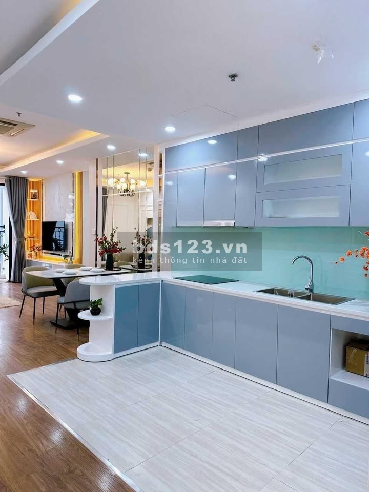 Bán chung cư N5- Hoàng Đạo Thúy, 70m2, 3pn, nhà đẹp, hơn 5 tỷ