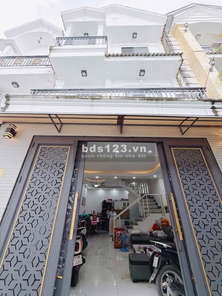 Viên Kim Cương 7T - Q7 - Ngang 5m x 11m - Hẻm Xe Hơi - Đối Diện…