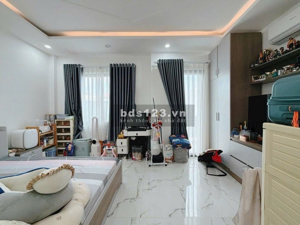 Viên Kim Cương 7T - Q7 - Ngang 5m x 11m - Hẻm Xe Hơi - Đối Diện…