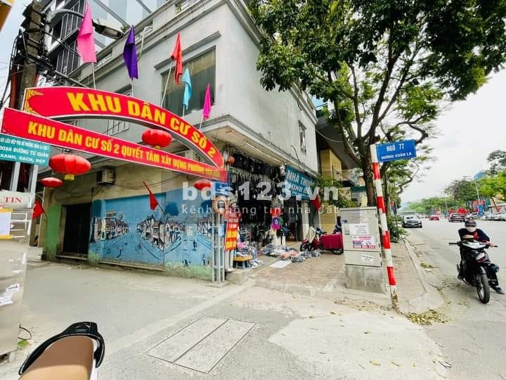 Cần bán nhà đẹp, hiểm đường Xuân La - Tây Hồ