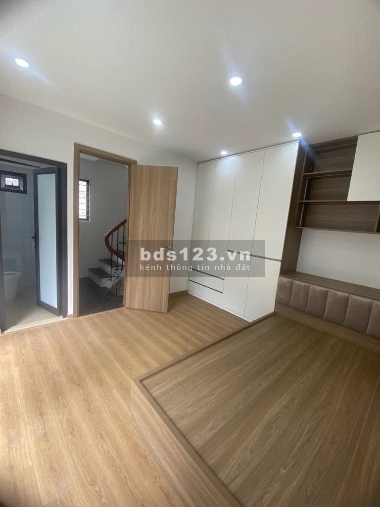 Chú ý: Hàng siêu hiếm - Nhà Võng Thị, Tây Hồ