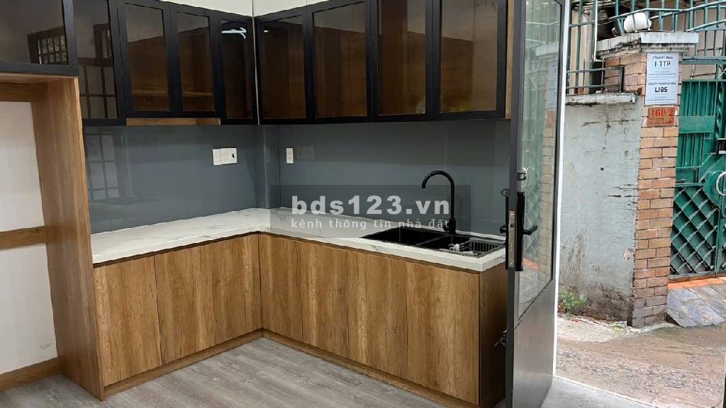 Bán nhà 4 tầng sát mặt tiền Ngô Gia Tự – ngang rộng hiếm…