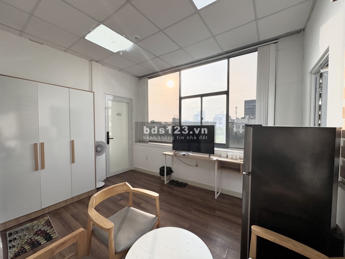 Bán nhà mới căn góc gần cầu Thị Nghè, giáp Quận 1