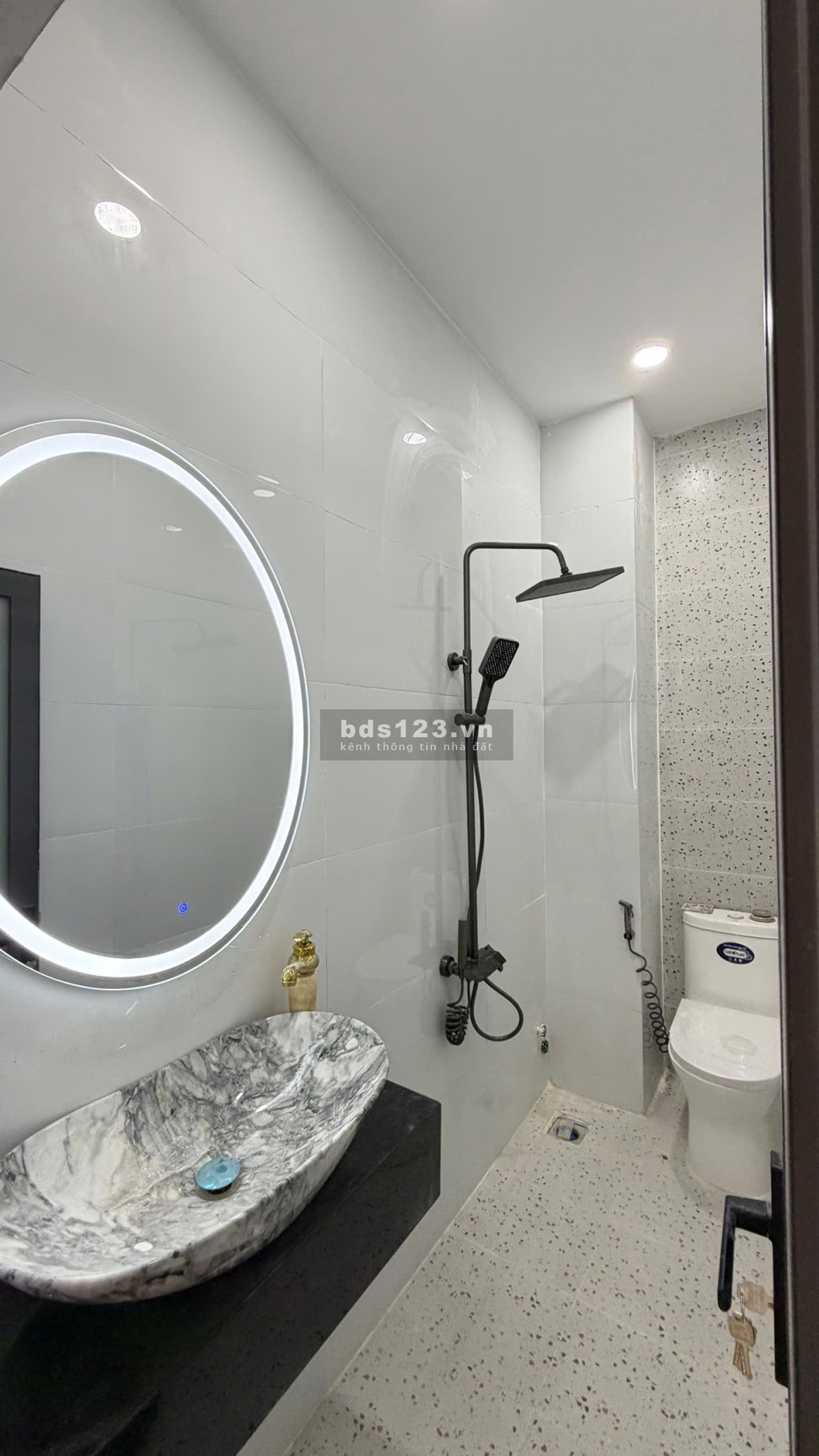 Nhà đẹp view trực diện công viên khu Bình Phú Quận 6