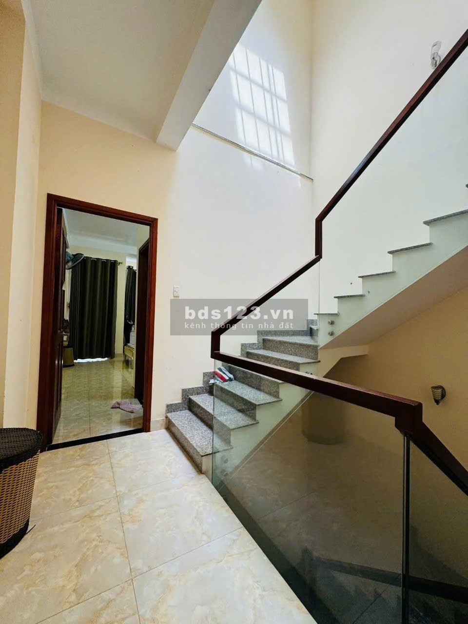 NHÀ MẶT TIỀN ĐƯỜNG PHÓ ĐỨC CHÍNH – VỊ TRÍ ĐẸP, HIẾM CÓ