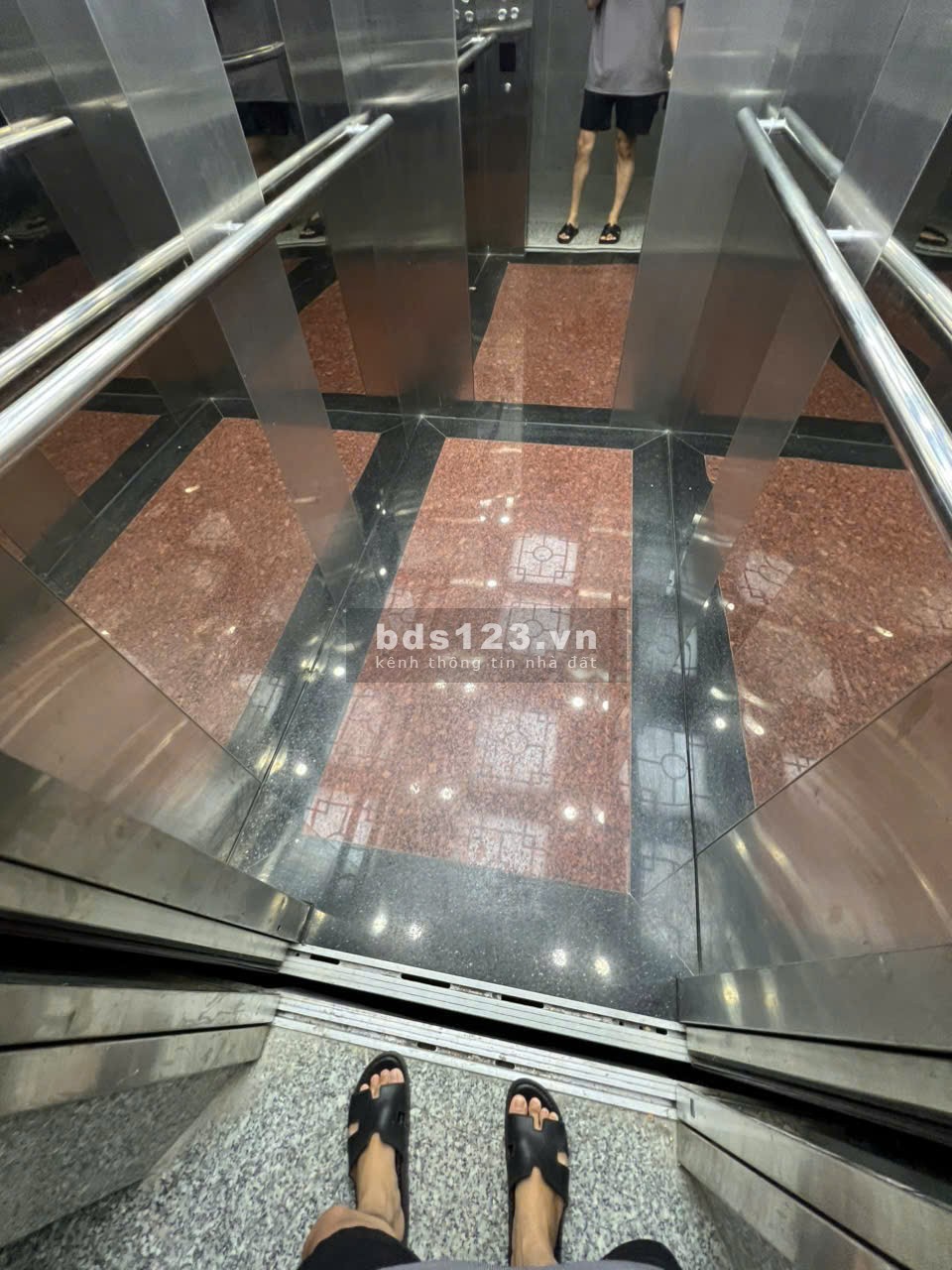 Gấp Gấp Bán Giảm còn 15,x Tỷ TL. CHDV Phan Đăng Lưu