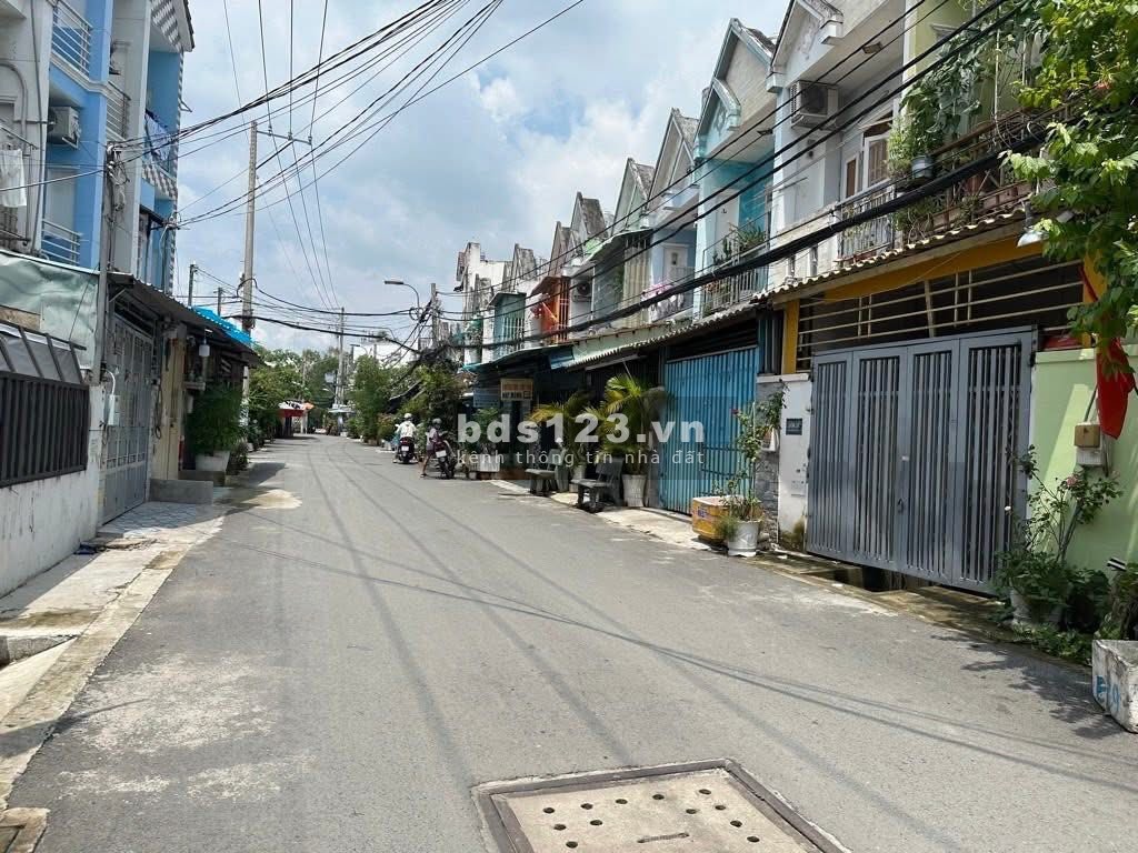 Bán nhà 5 tỷ, 88.6m2 ngay Huỳnh Tấn Phát, Phú Thuận, Quận 7,…