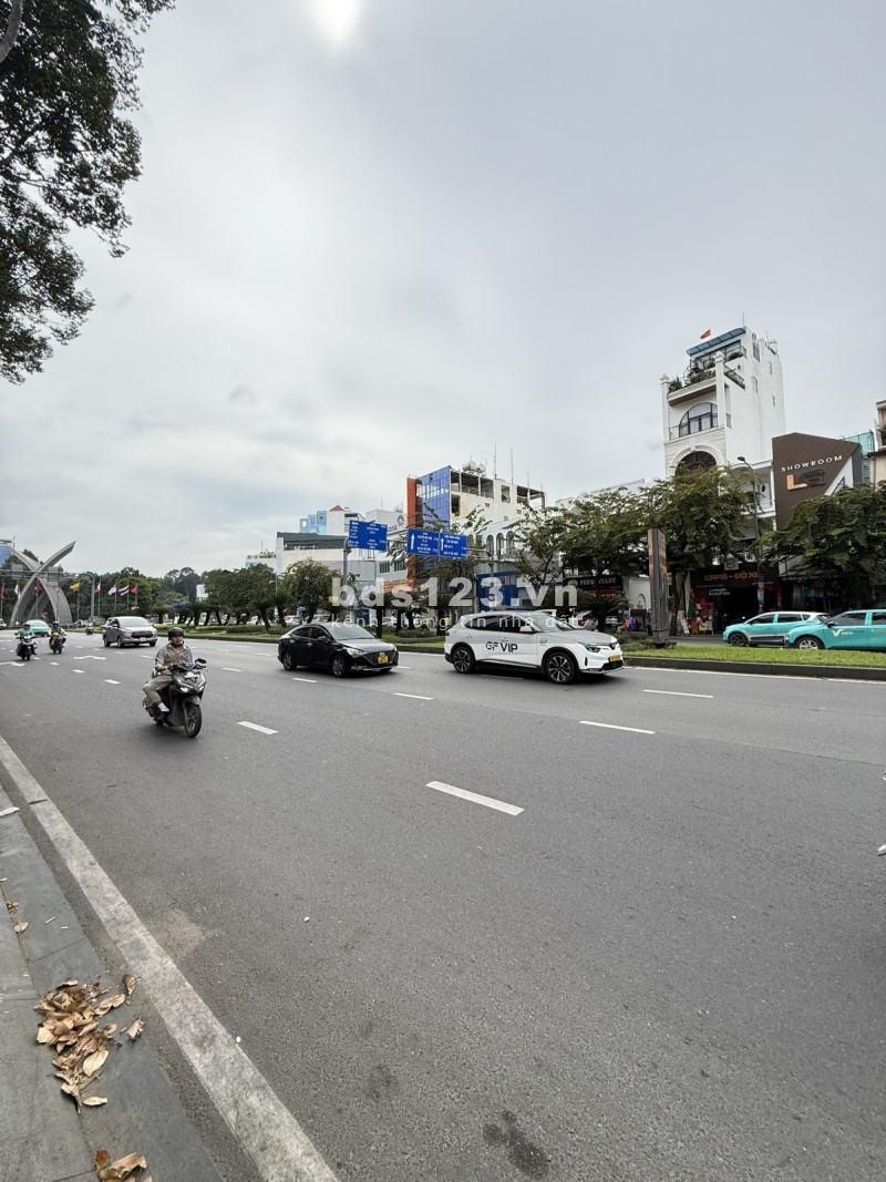 **Bán nhà mặt tiền 2R Trường Sơn, phường 2, Tân Bình (4,5*21)…