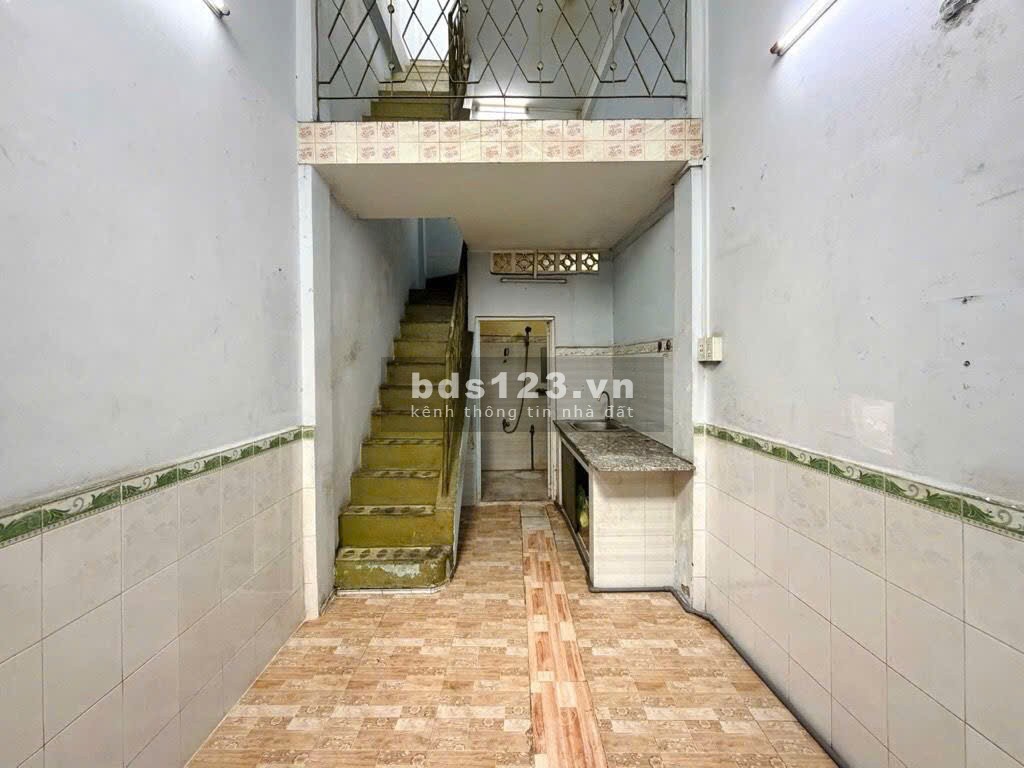 Bán Nhà Phường 4 Quận 3, Đường Nguyễn Thượng Hiền