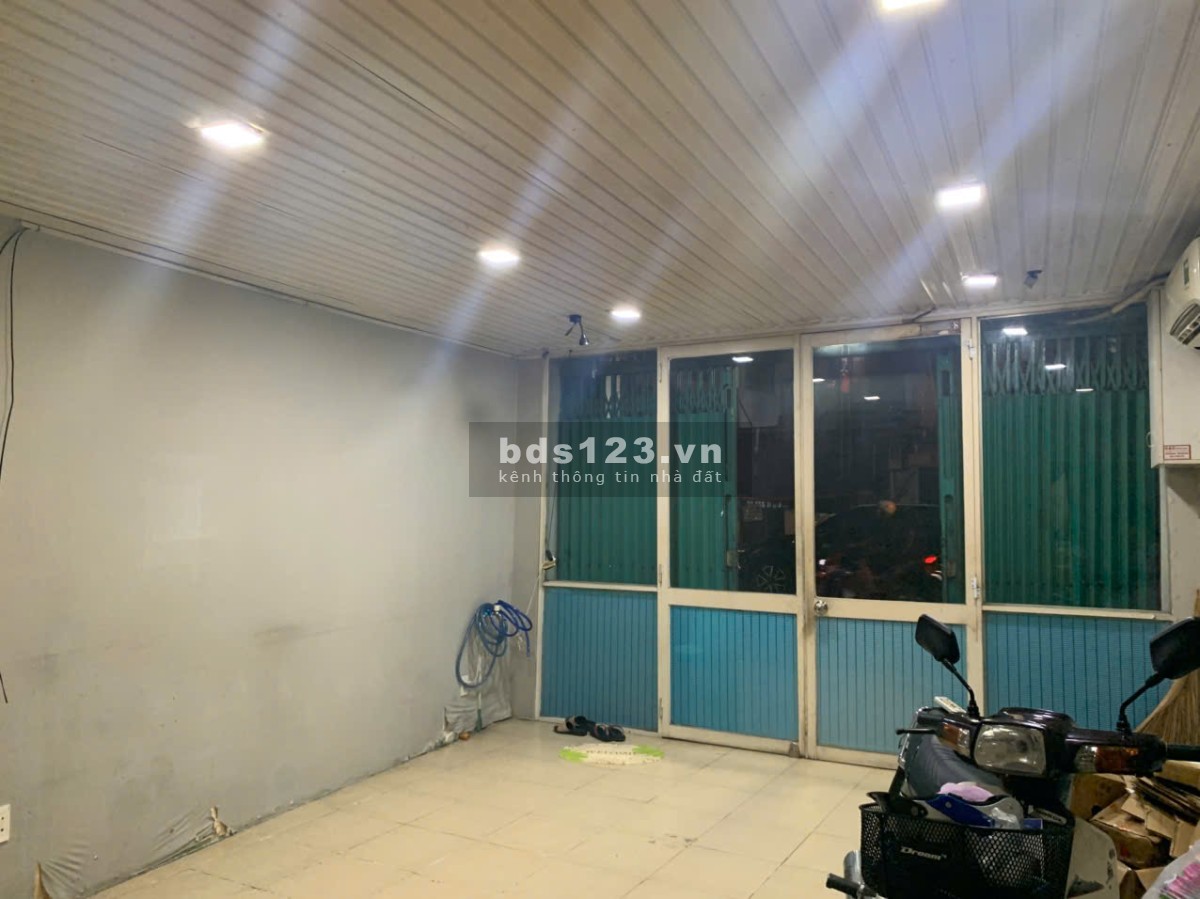 Cho thuê MB có máy lạnh tiện KD ngay mặt tiền Vĩnh Viễn Quận 10