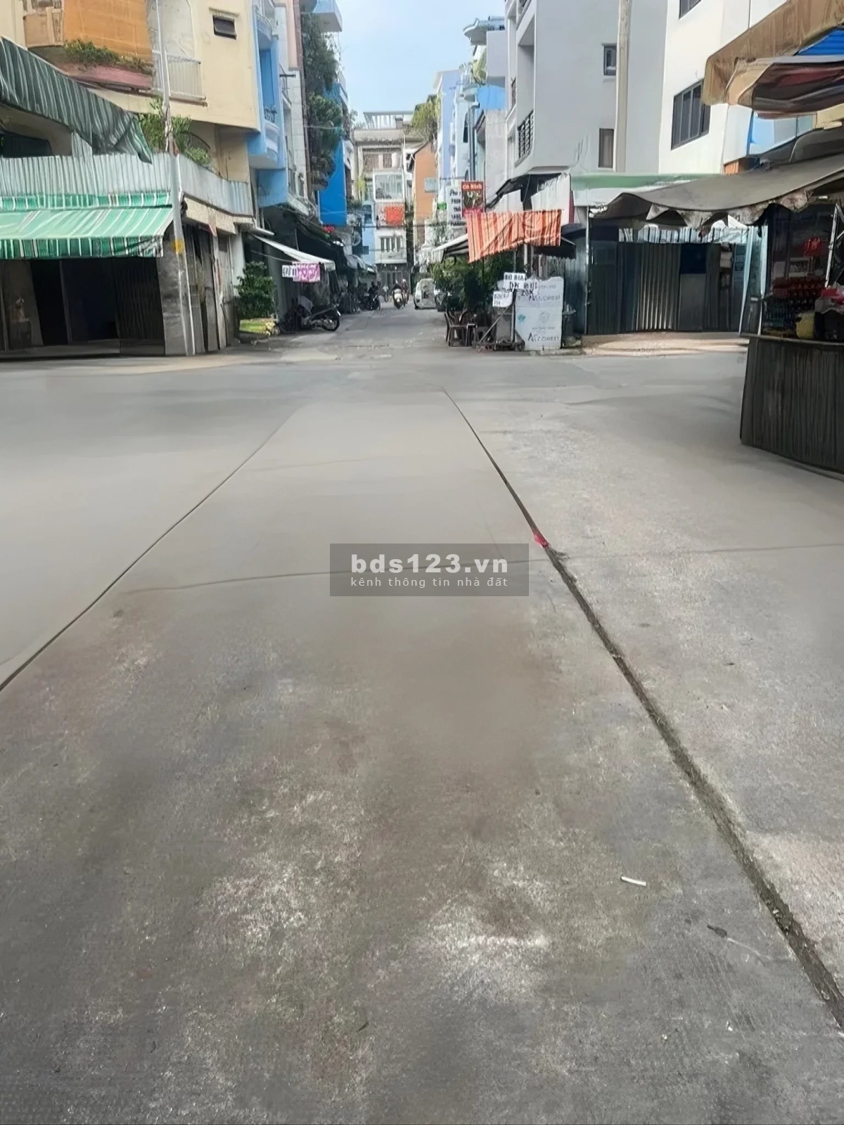 [CHỢ BÀN CỜ] BÁN NHÀ 5 TẦNG MẶT TIỀN - KINH DOANH SẦM UẤT…