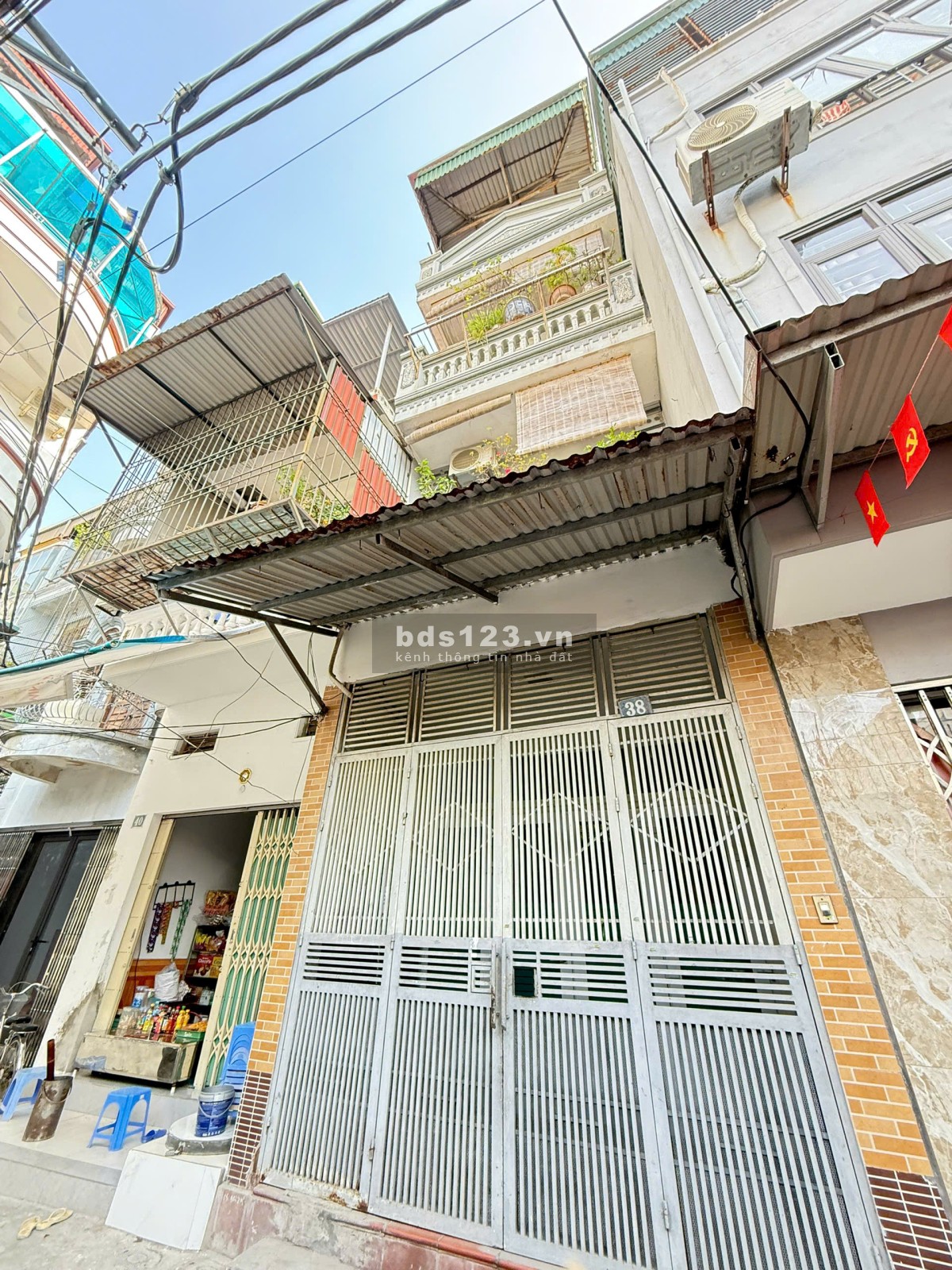 Bán nhà Đường Láng – Đống Đa – 42 m2 – Mt 3.6m – 4 Tầng…