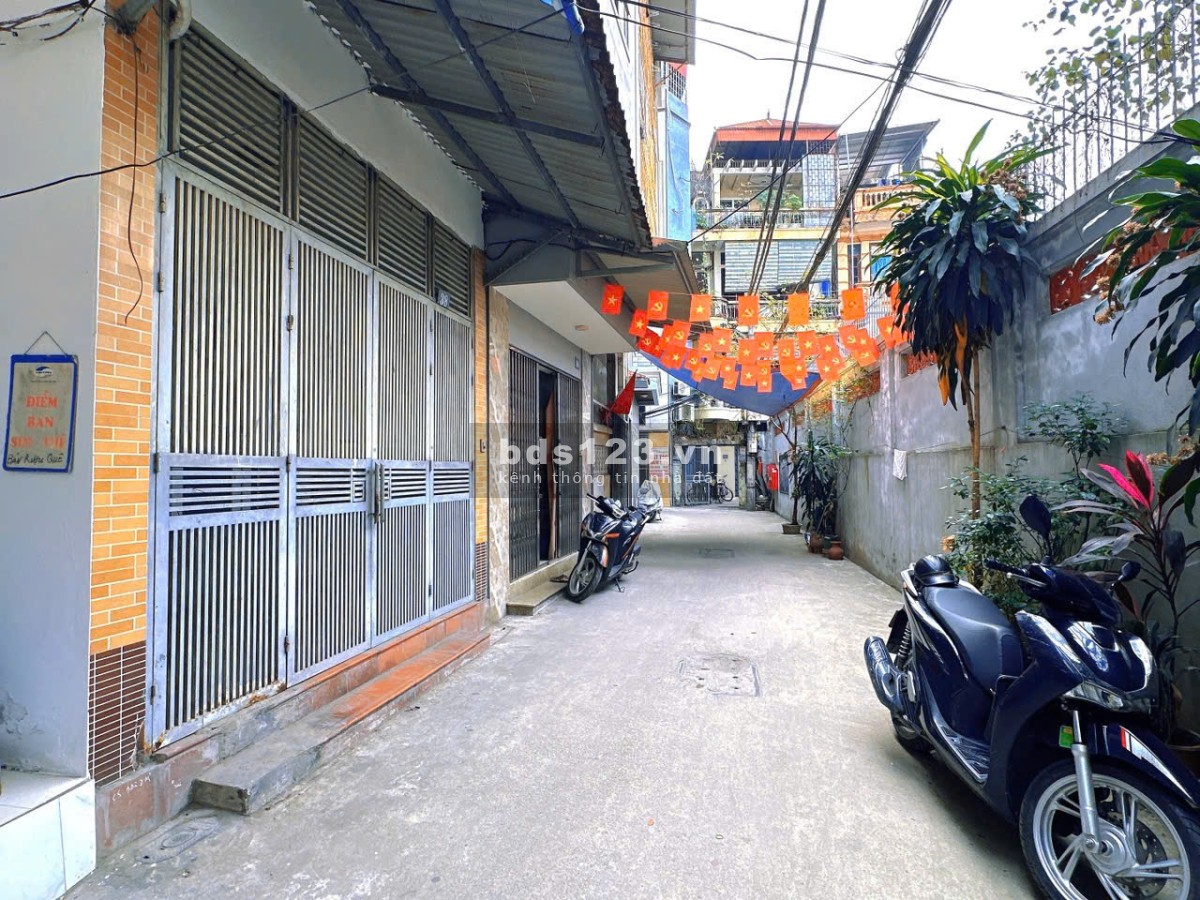 Bán nhà Đường Láng – Đống Đa – 42 m2 – Mt 3.6m – 4 Tầng…