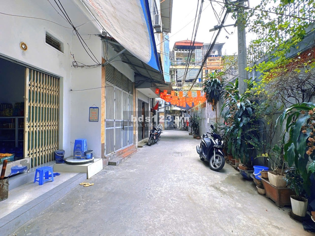 Bán nhà Đường Láng – Đống Đa – 42 m2 – Mt 3.6m – 4 Tầng…