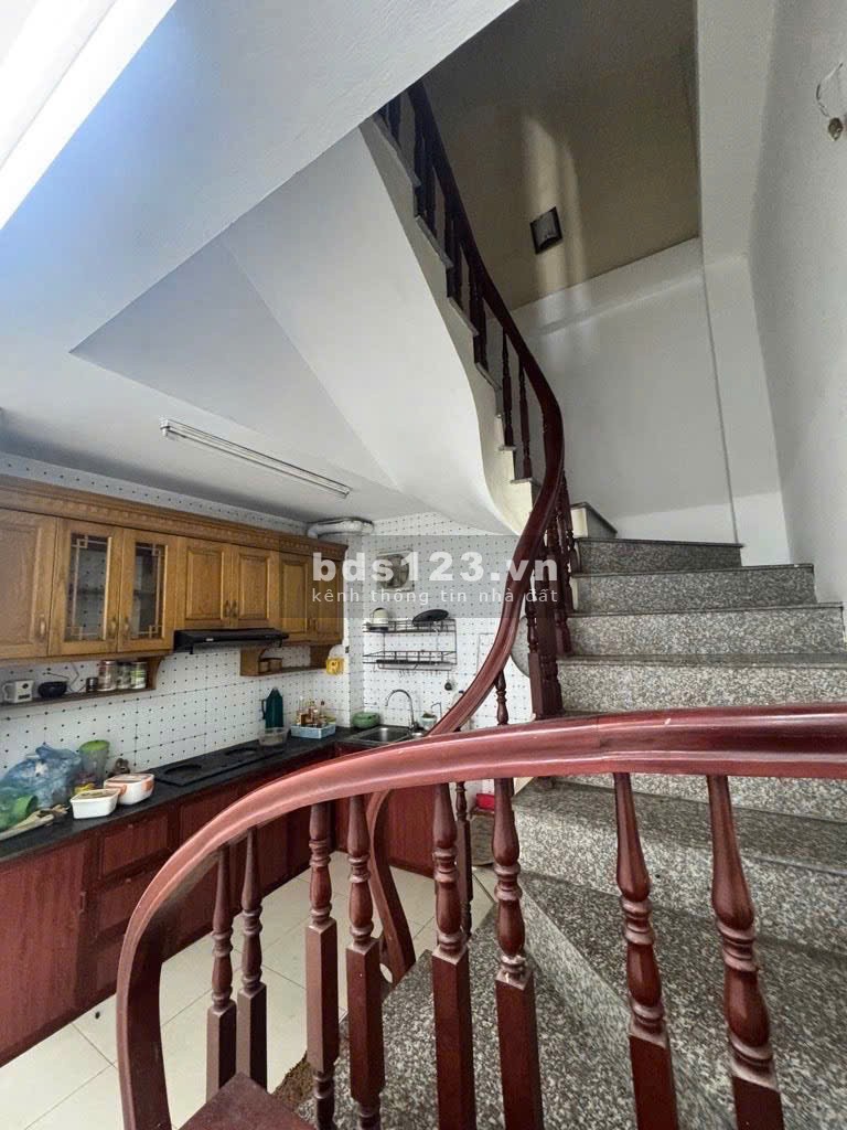 Bán nhà Đường Láng – Đống Đa – 42 m2 – Mt 3.6m – 4 Tầng…