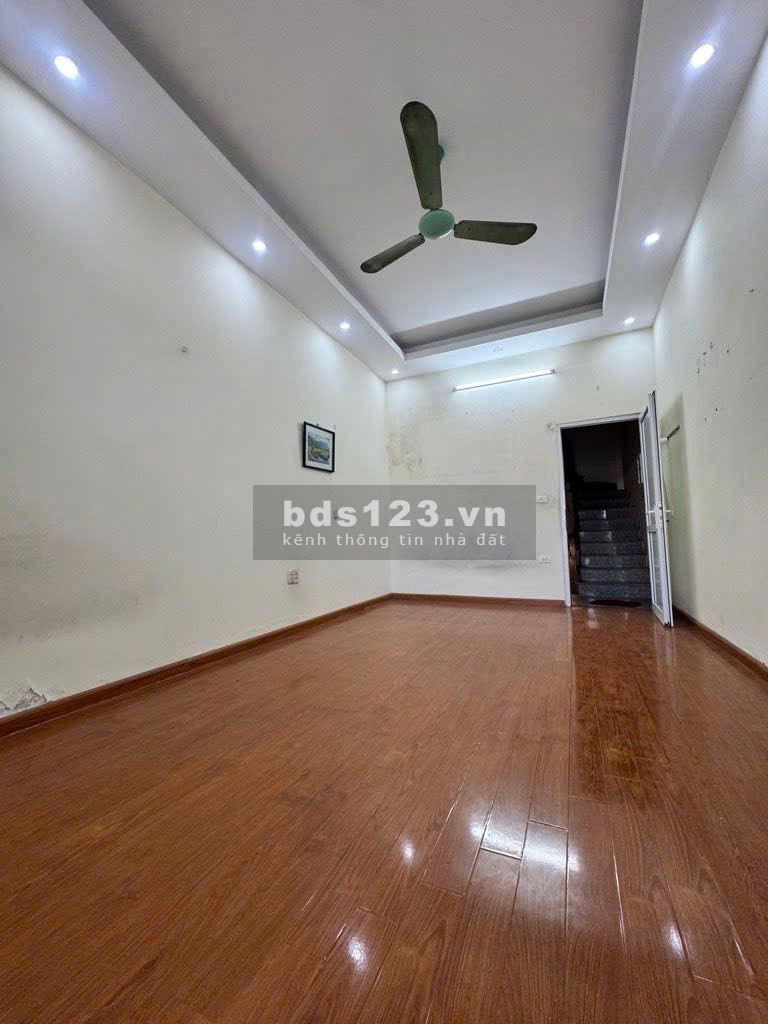 Bán nhà Đường Láng – Đống Đa – 42 m2 – Mt 3.6m – 4 Tầng…