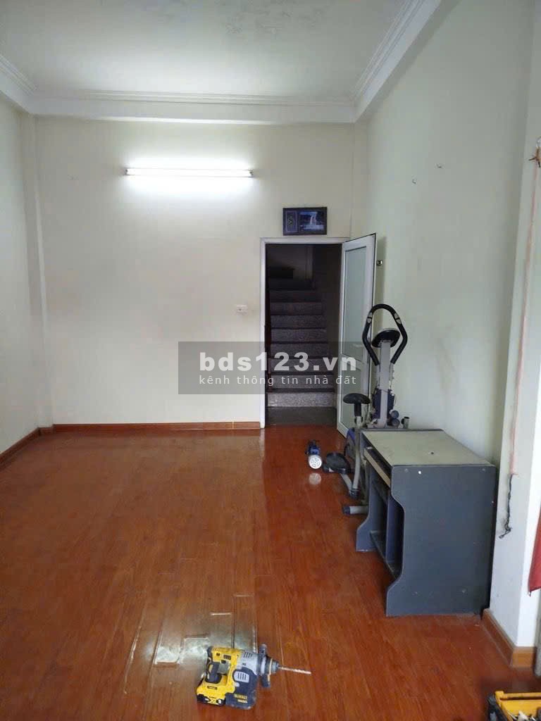 Bán nhà Đường Láng – Đống Đa – 42 m2 – Mt 3.6m – 4 Tầng…