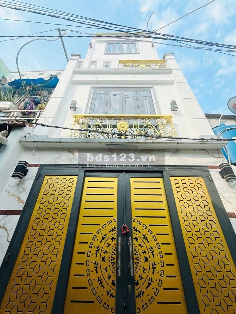 Nhà 5 tầng hẻm trước nhà 3m giá chỉ hơn 4 tỷ