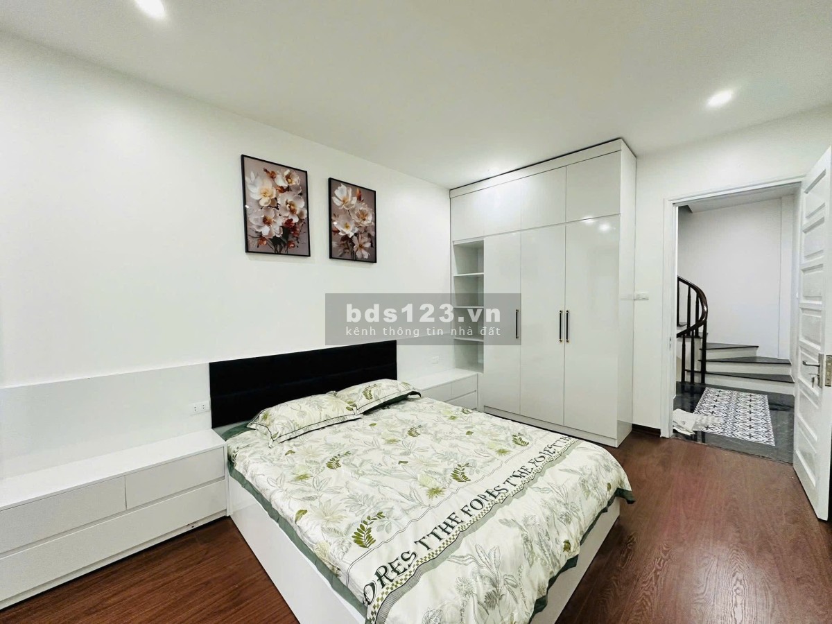 Bán nhà Võ Chí Công, siêu đẹp, như hình