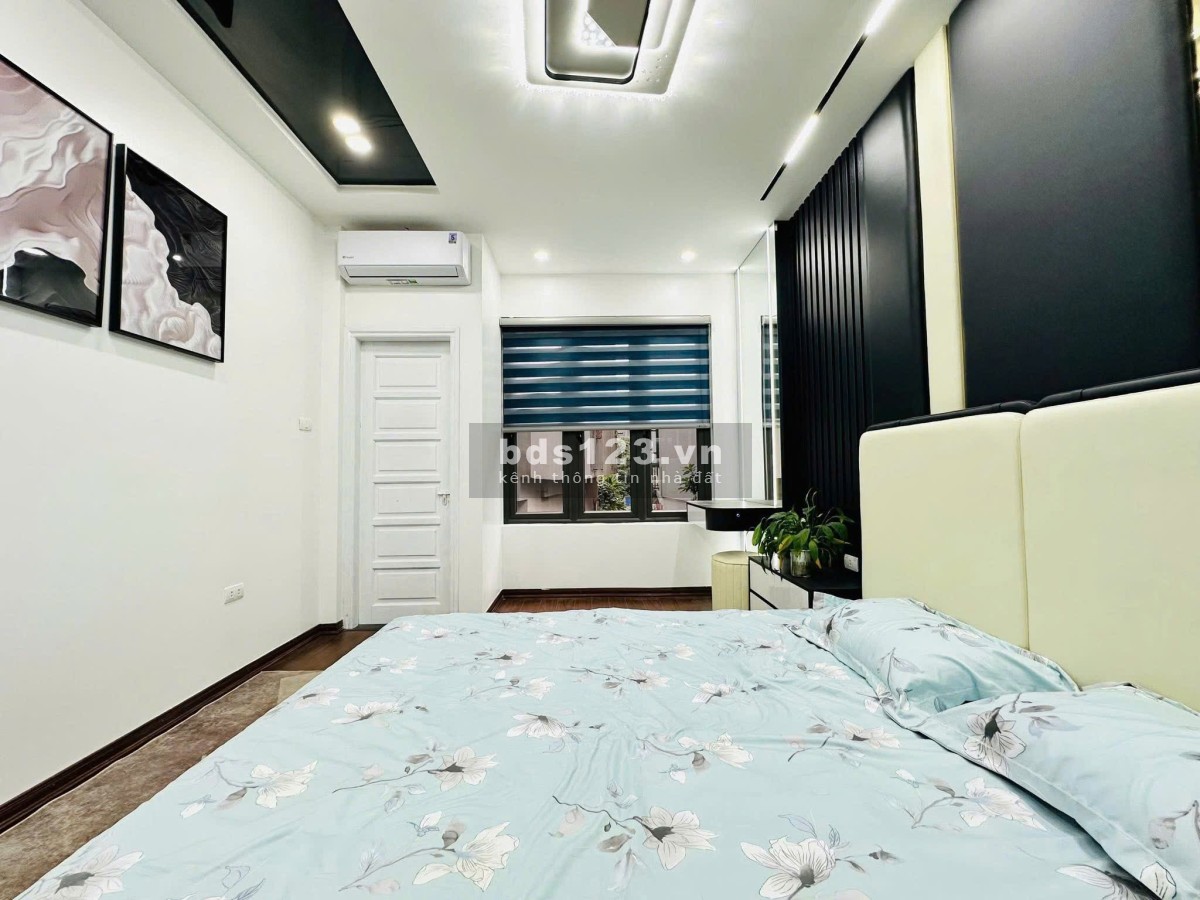 Bán nhà Võ Chí Công, siêu đẹp, như hình