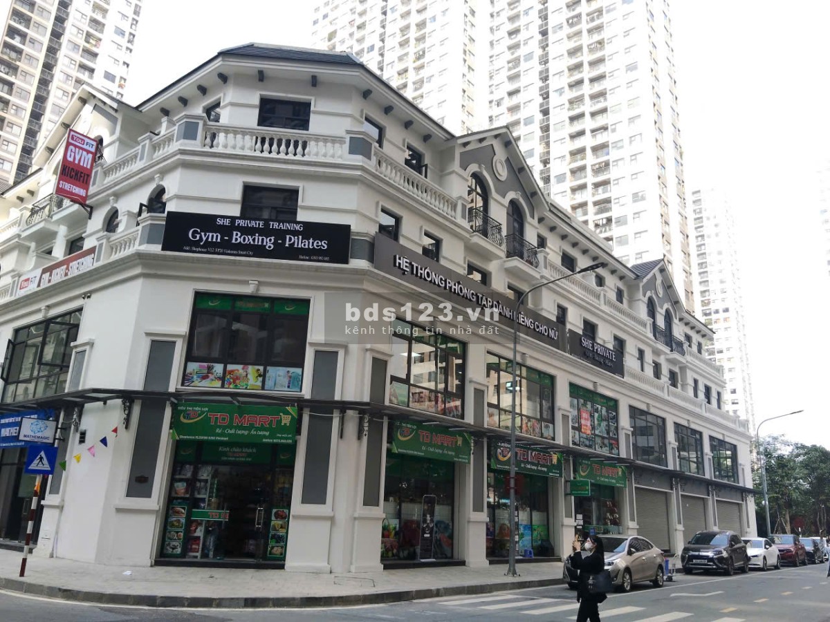 Bán shop TMDV vinhomes smart city diện tích 150 m2 với giá bán 38 tỷ