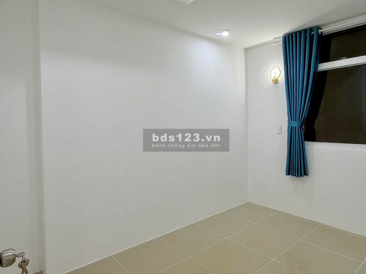 Chính chủ căn 62m2 Hoàng Kim Thế Gia, sổ hồng sẵn, nhà mới, TT 950tr ở ngay